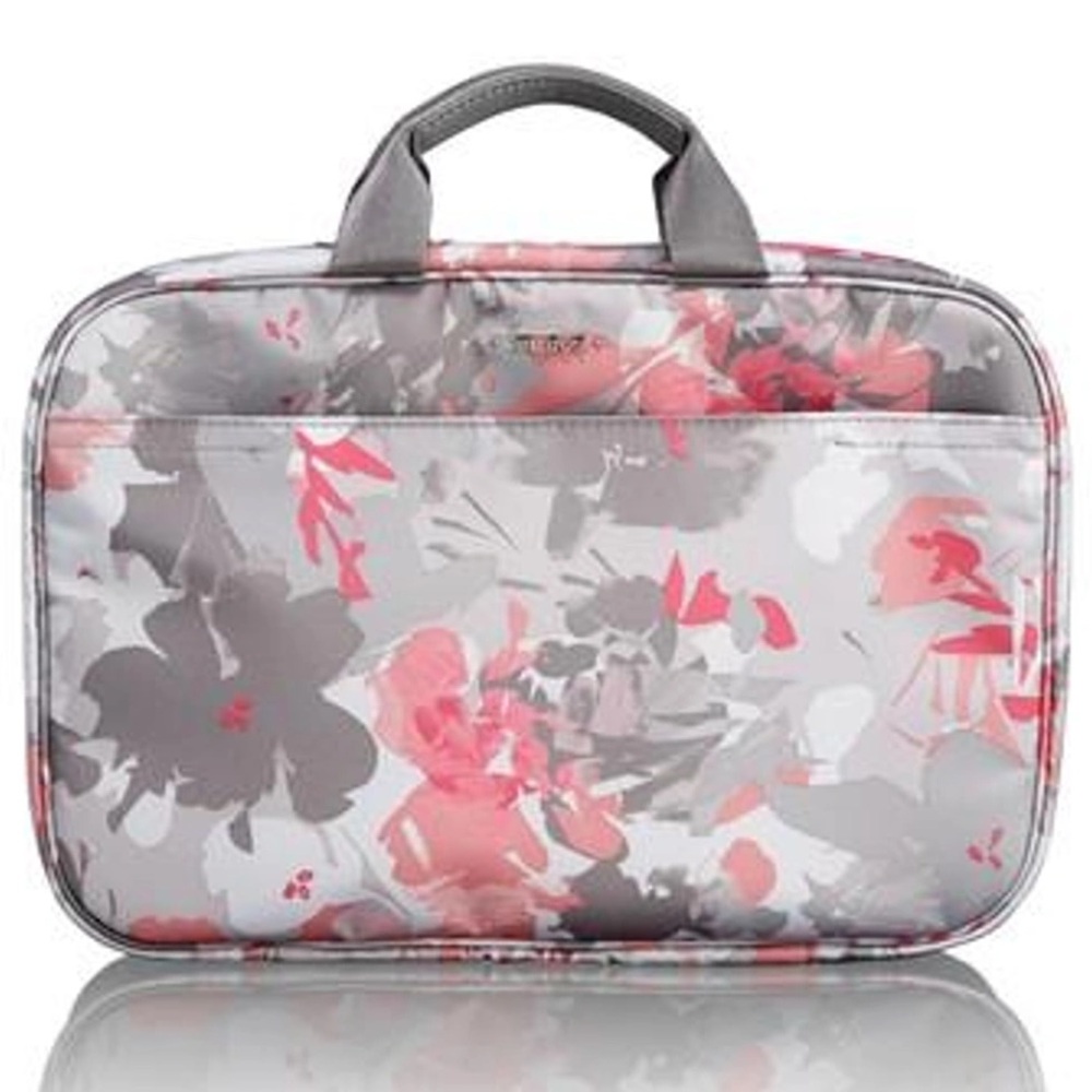 RARE TUMI VOYAGER flower Floral Print toiletry makeup travel carryon hanger bag